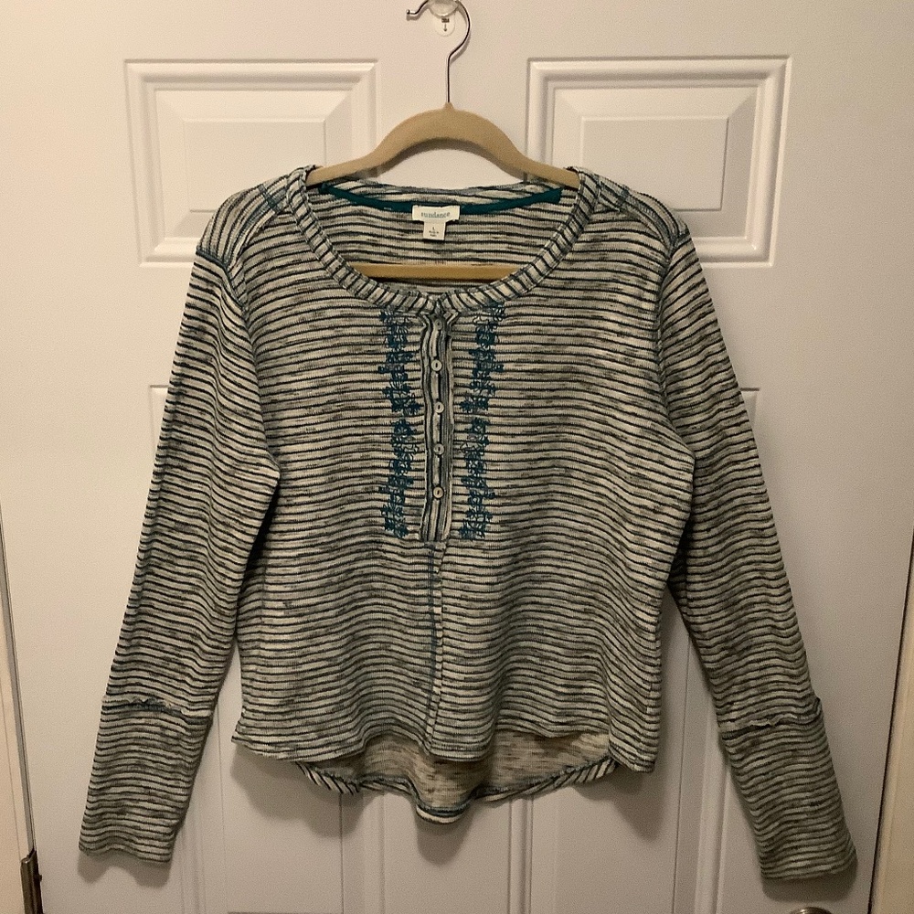 Sundance| Cabincore Cozy Thermal Henley Top L Blue/Gray Layering  Embroidery